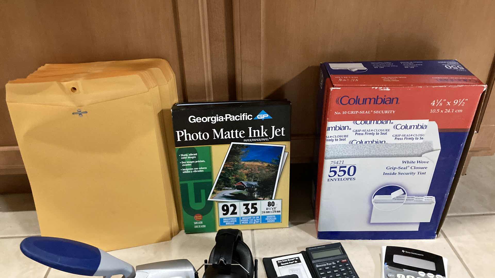 Photo 1 of STATIONARY SUPPLIES