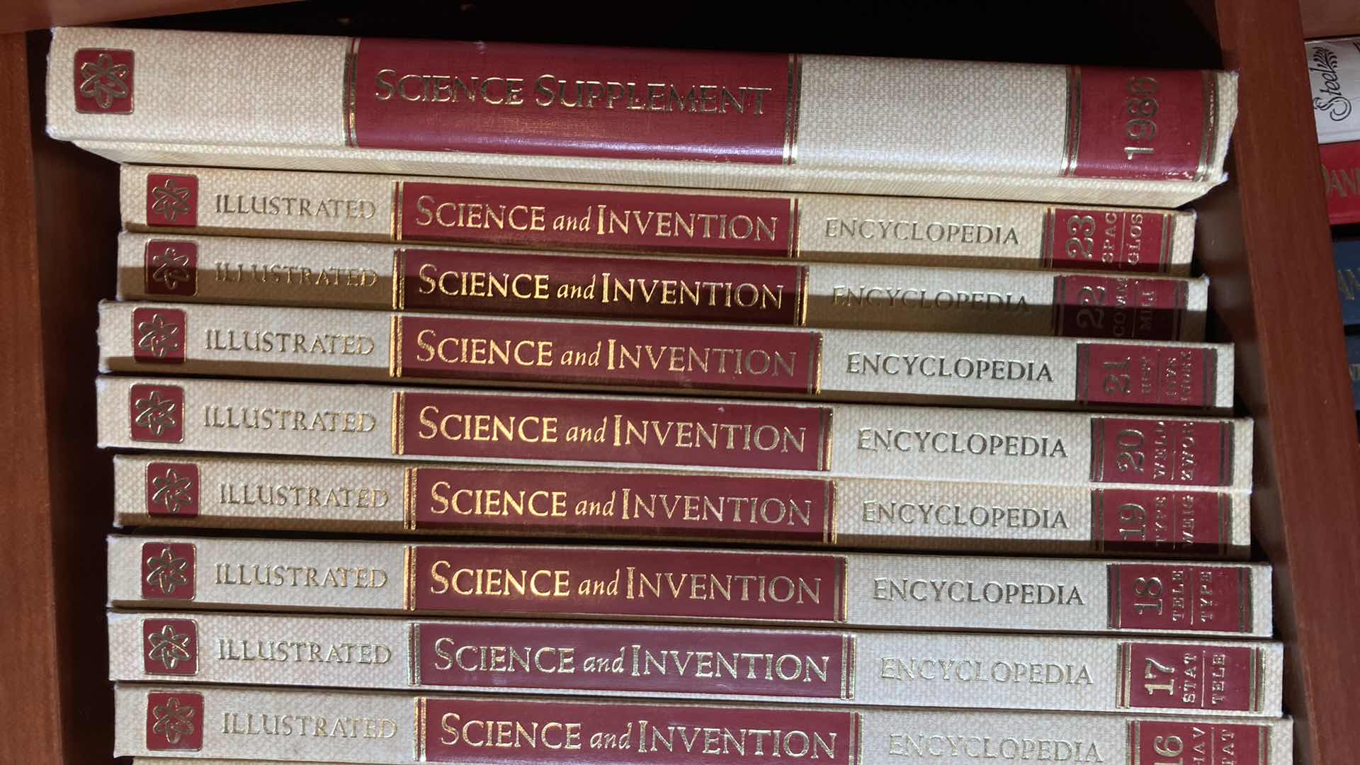 Photo 1 of ILLUSTRATED SCIENCE & INVENTION ENCYCLOPEDIA BOOK SET 1-23 1974-1983 W SCIENCE SUPPLEMENT BOOK 1986
