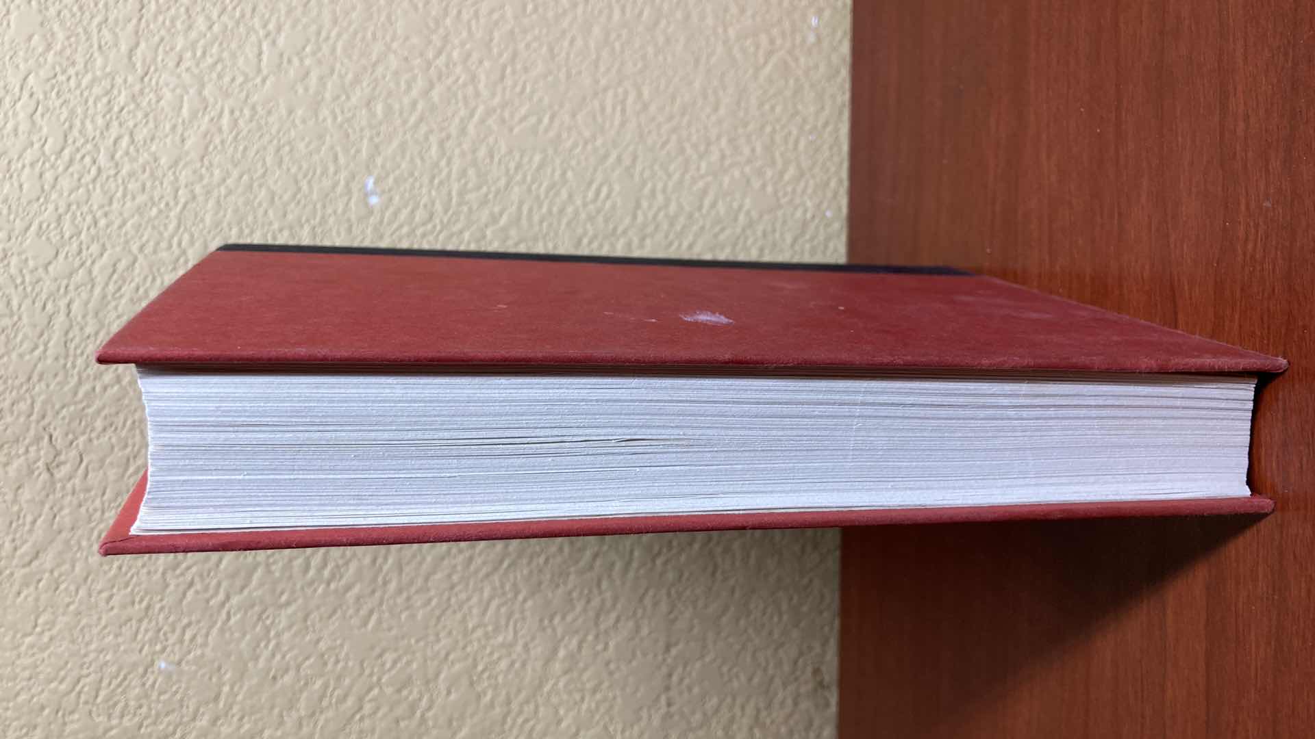 Photo 1 of RANSOM AUTOGRAPHED BY DANIELLE STEEL HARD COVER BOOK