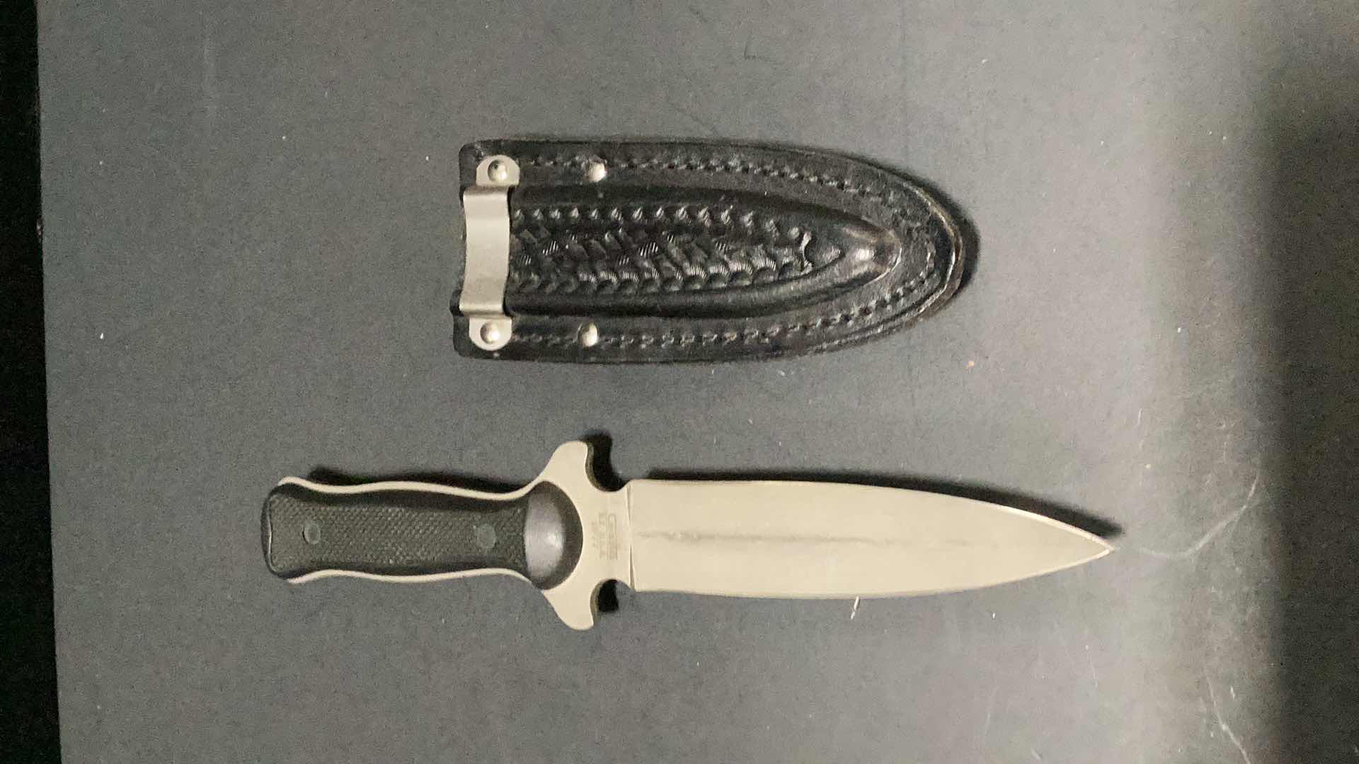 Photo 1 of CAMILLUS  9” KNIFE