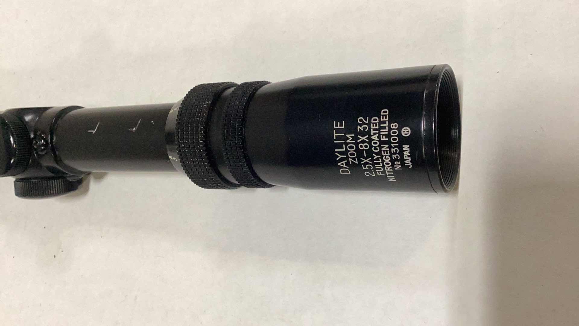 Photo 1 of DAYLITE ZOOM 2.5X-8 X 32 RIFLE SCOPE