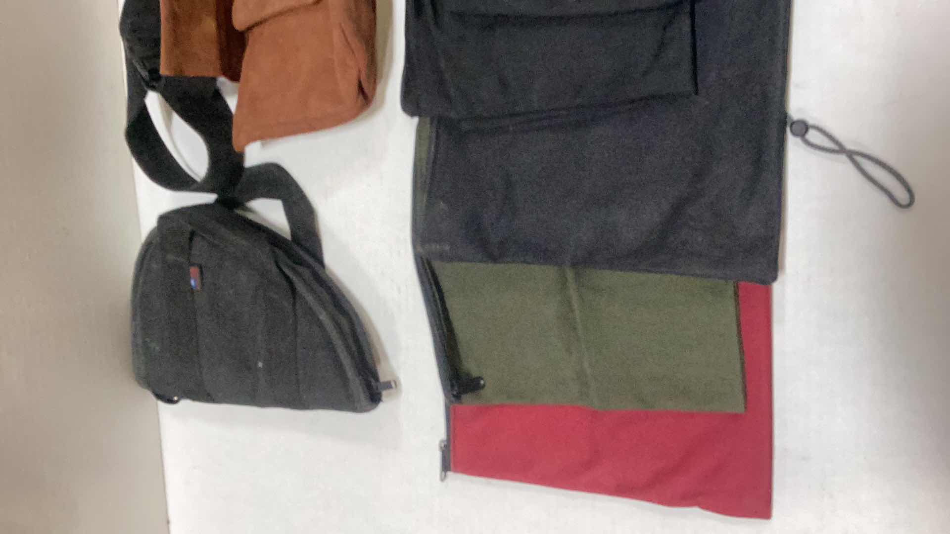 Photo 1 of MULTIPLE GUN ITEMS