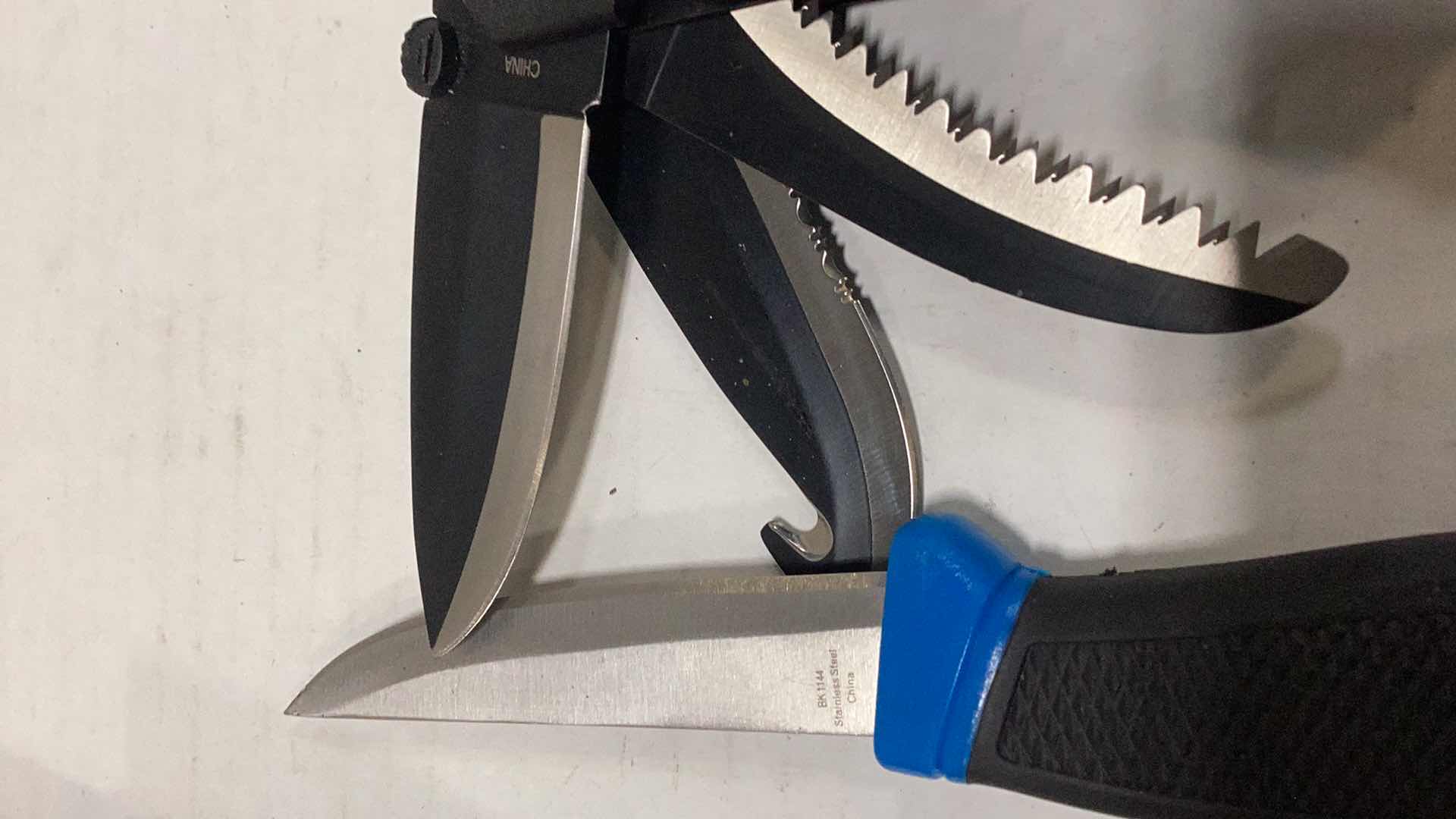 Photo 3 of FISHING AND UTILITY KNIFE