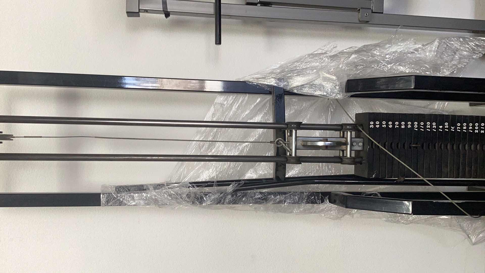 Photo 3 of WEIGHT LIFTING MACHINE