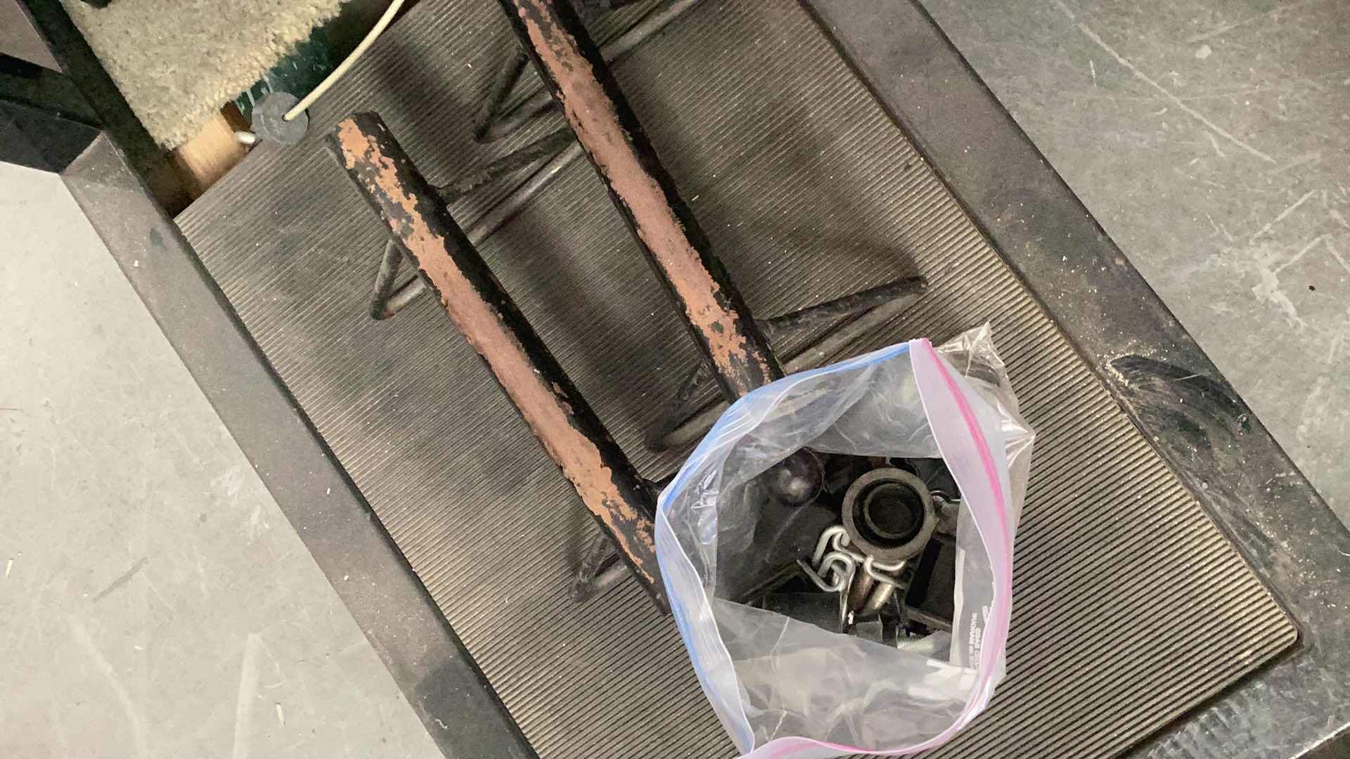 Photo 6 of WEIGHT LIFTING MACHINE