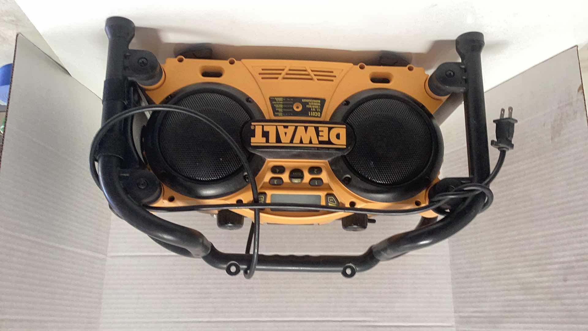 Photo 1 of DEWALT DCO11 WORKSITE RADIO CHARGER