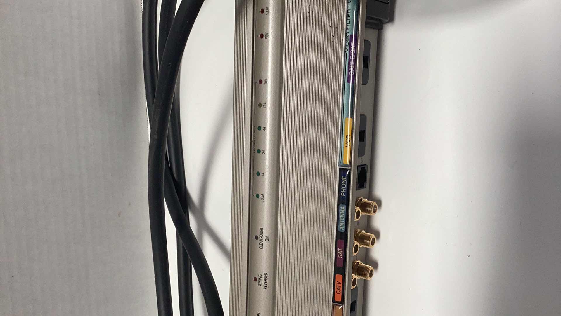 Photo 3 of MONSTER POWER HOME THEATER POWER BAR 1100