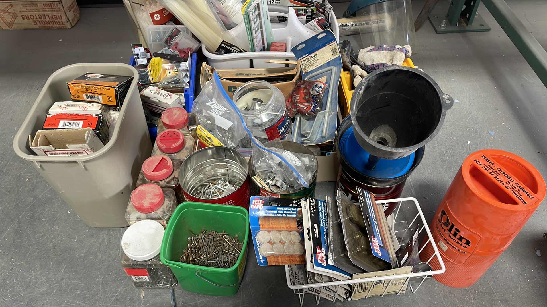 Photo 1 of ASSORTED HARDWARE