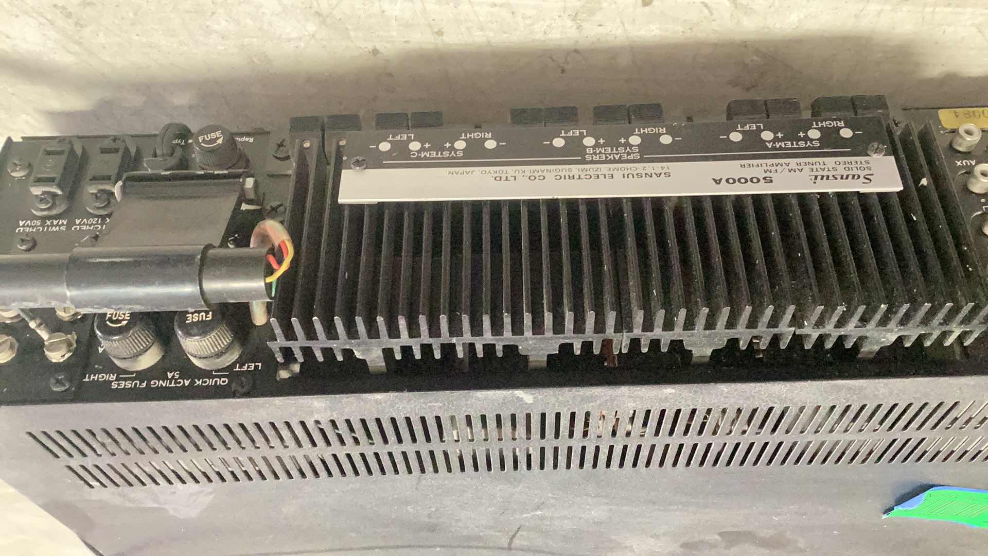 Photo 6 of SANSUI AMP POWERS ON