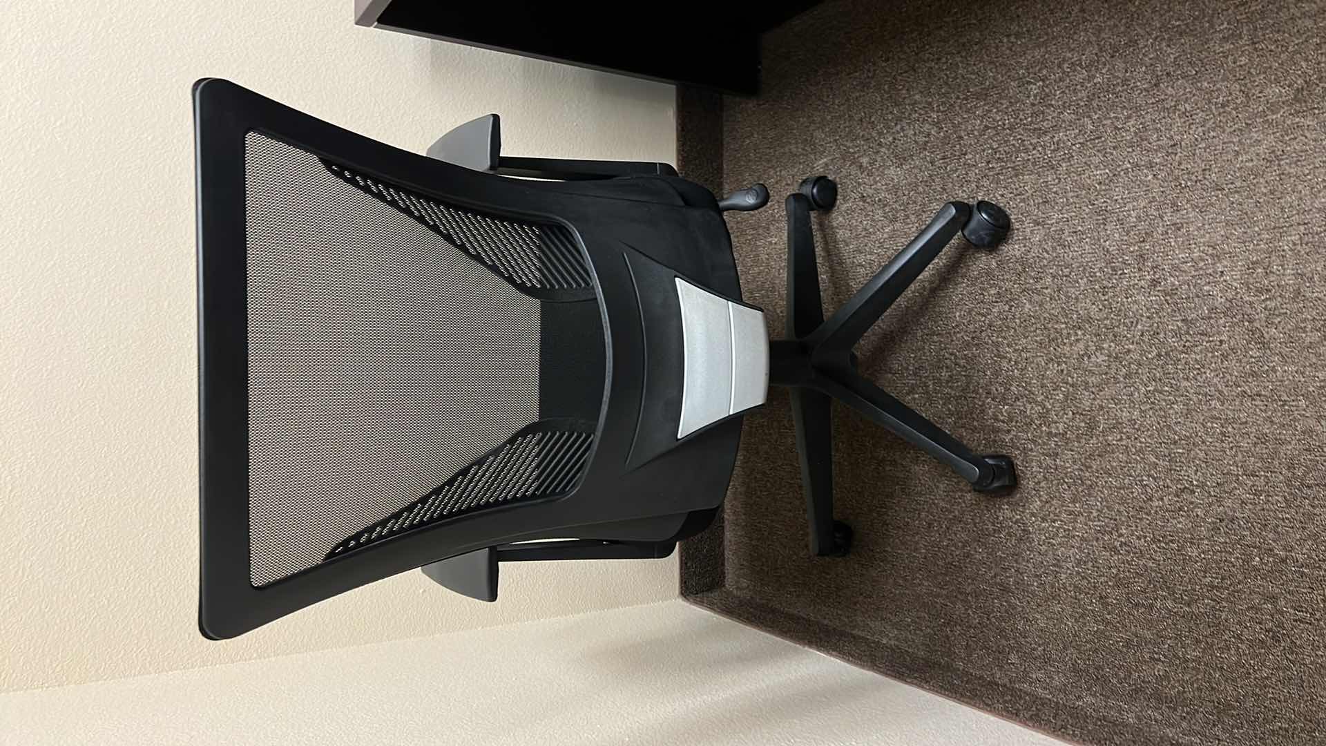 Photo 1 of BLACK MESH BACK SWIVEL OFFICE CHAIR ON CASTERS