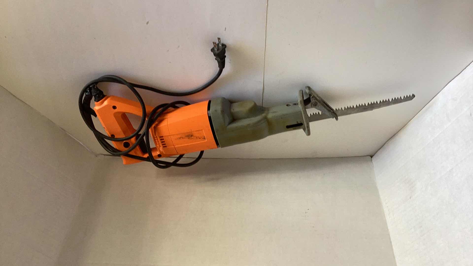 Photo 1 of CHICAGO ELECTRIC POWER SAW