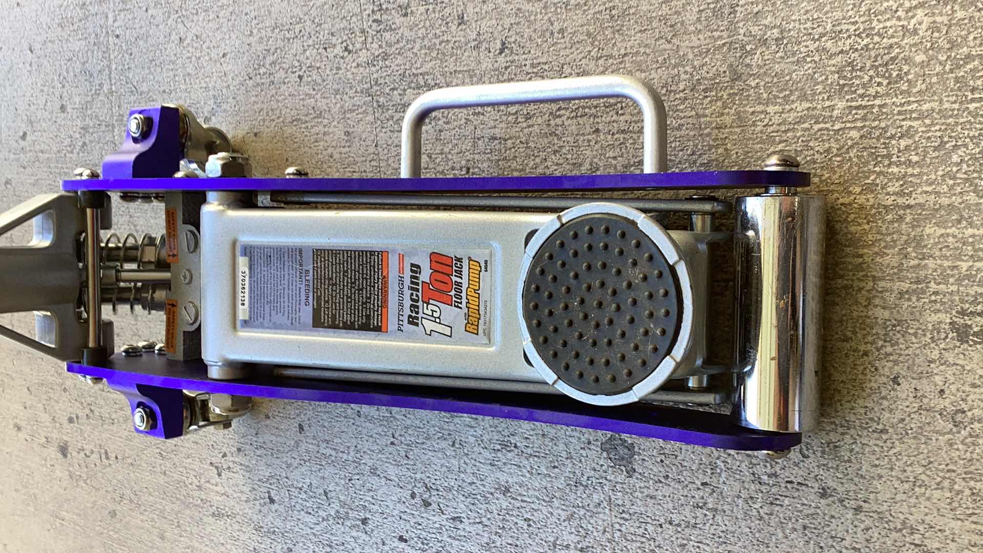 Photo 3 of PITTSBURG RACING 1.5 TON FLOOR JACK RAPID PUMP