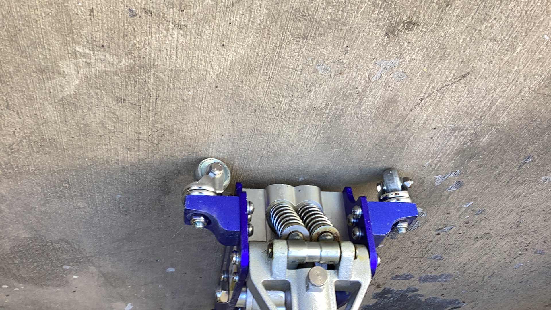 Photo 1 of PITTSBURG RACING 1.5 TON FLOOR JACK RAPID PUMP