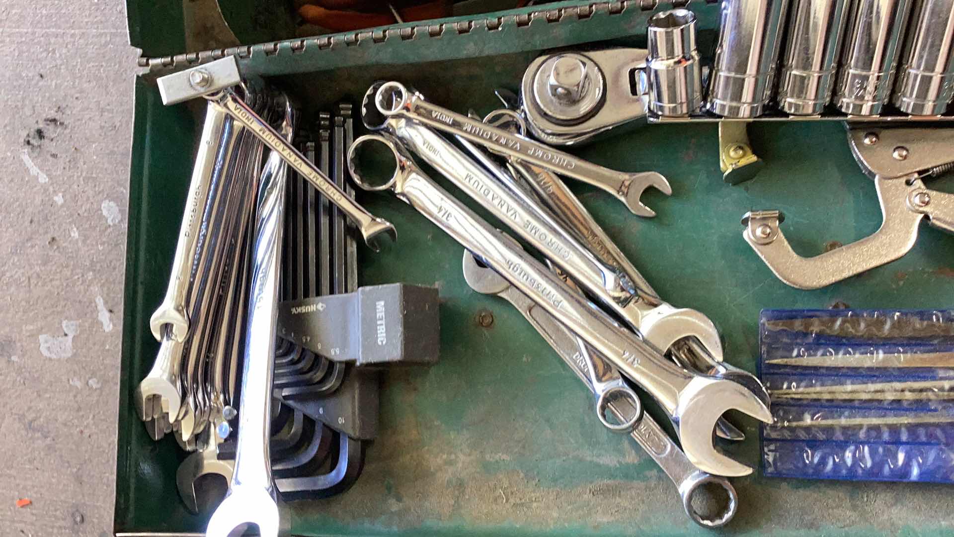 Photo 2 of METAL TOOLBOX WITH ASSORTED TOOLS