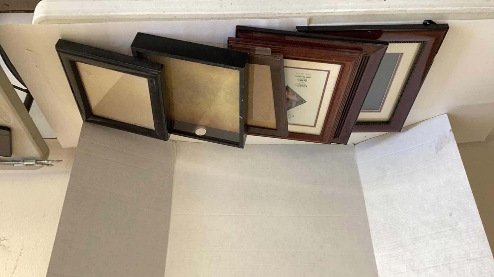 Photo 1 of 6 PICTURE FRAMES