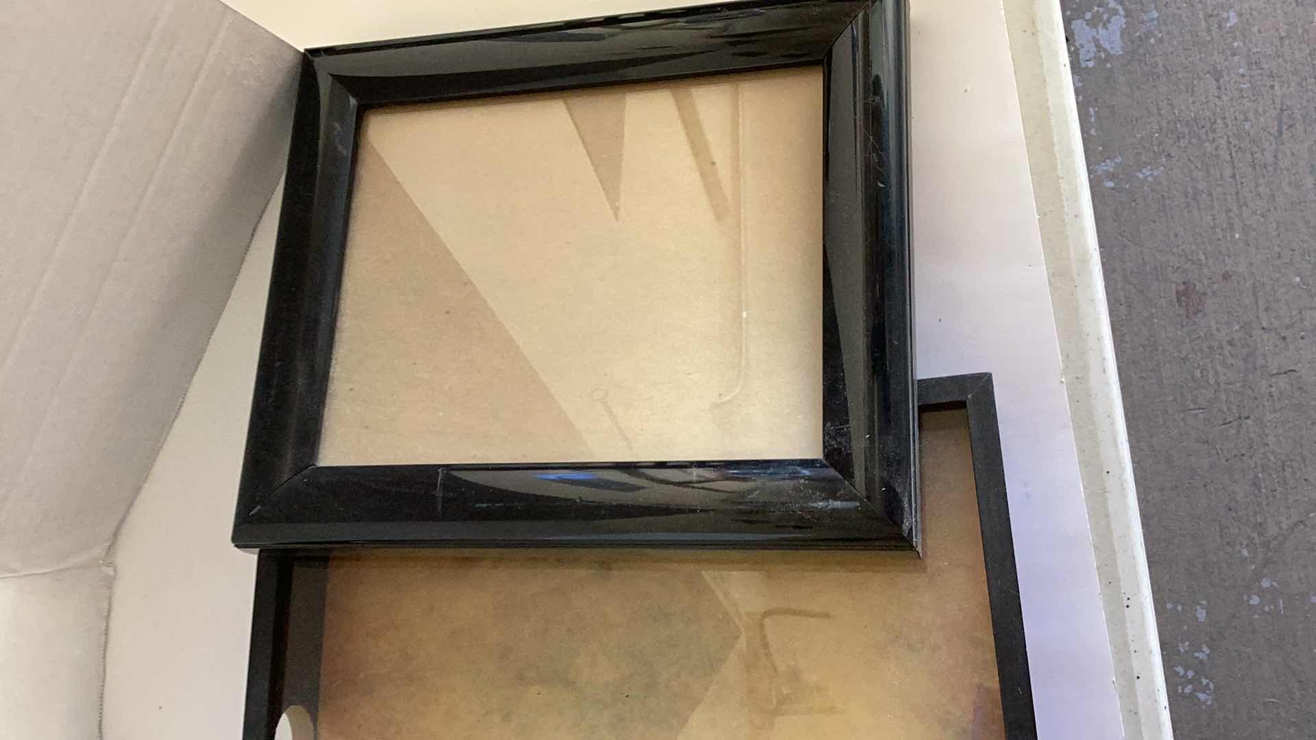 Photo 4 of 6 PICTURE FRAMES