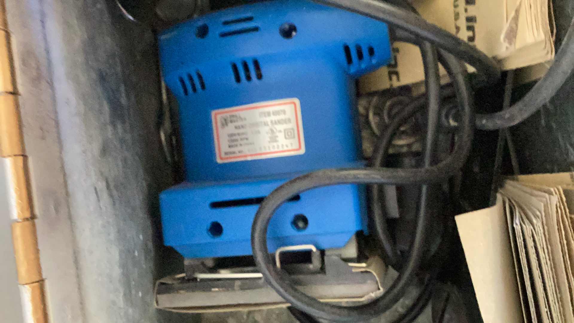 Photo 3 of 3 HAND ORBITAL SANDERS EITH CASE AND SANDPAPER