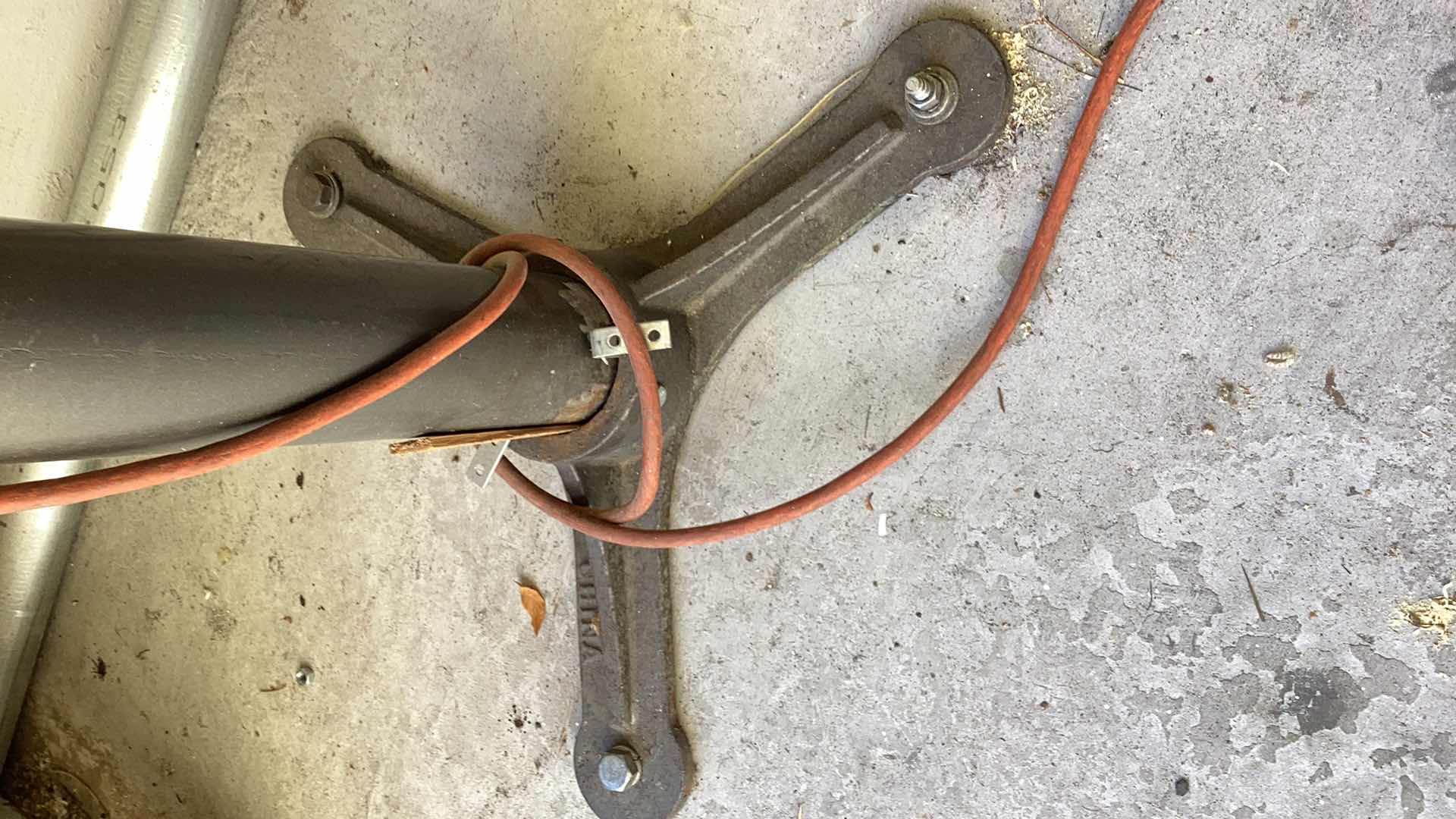 Photo 1 of GENERAL ELECTRIC 8” BENCH GRINDER AND 6” BUFFER ON STAND