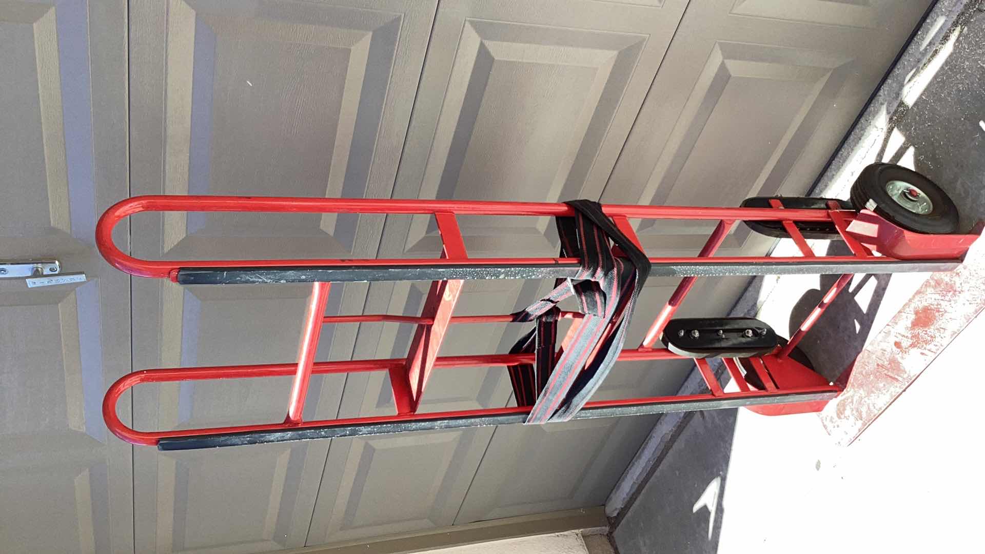 Photo 2 of MOVING DOLLY