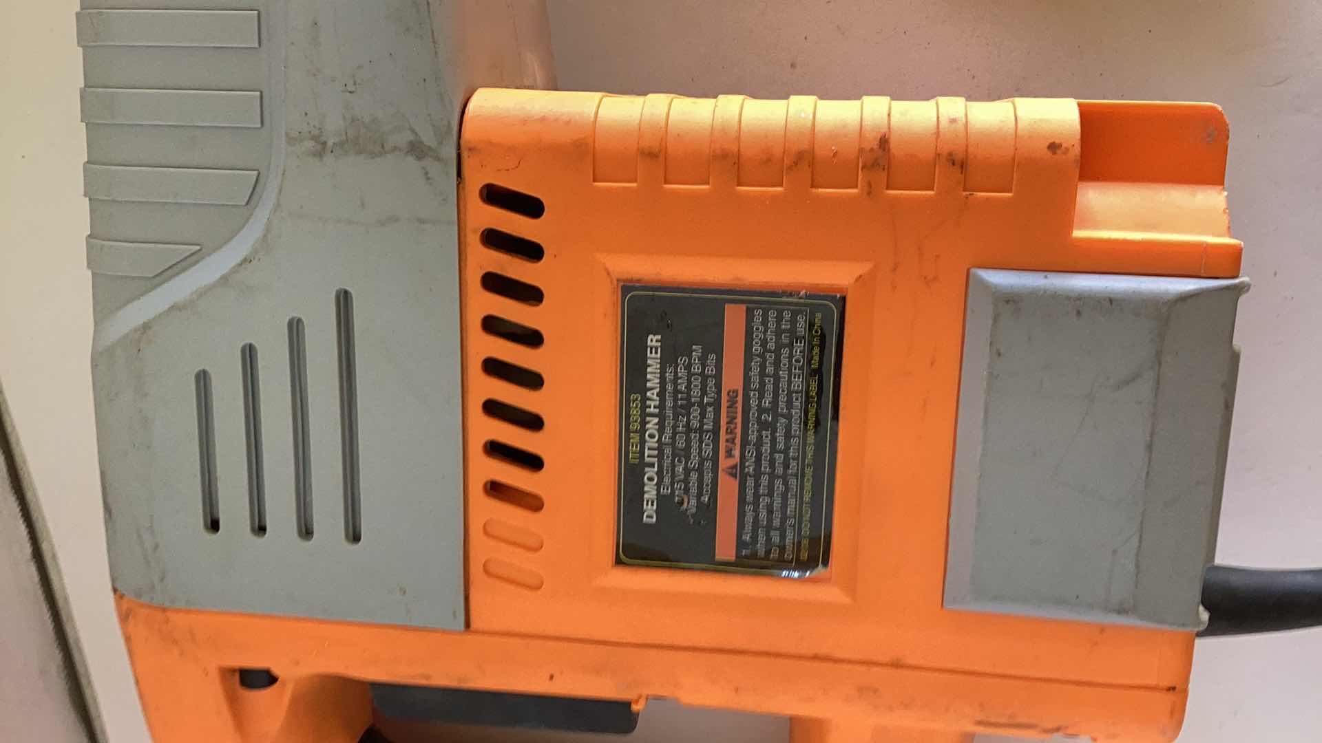 Photo 4 of INDUSTRIAL DEMOLITION HAMMER WITH BIT