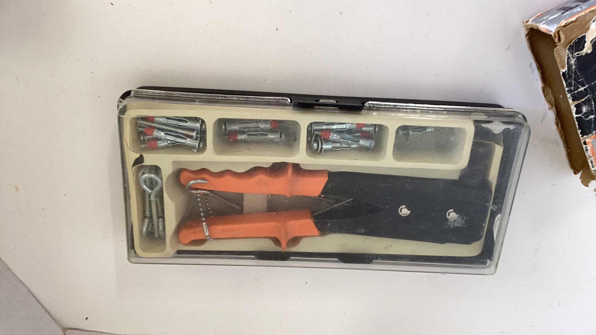 Photo 1 of ANCHOR RIVETER SET