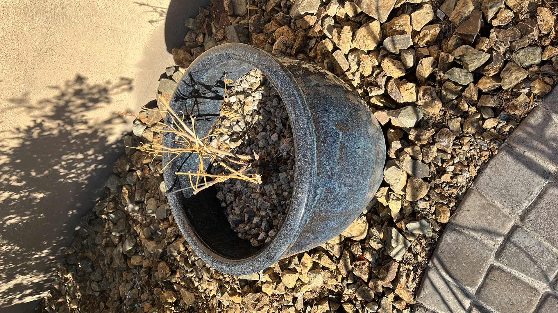 Photo 1 of BACKYARD/GARDEN DECOR LARGE PLANT POT 25” X H 24”