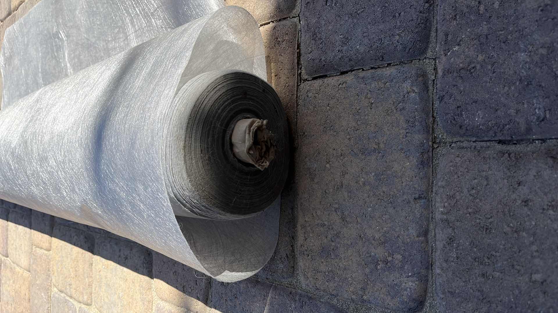 Photo 1 of LANDSCAPING CLOTH 50”