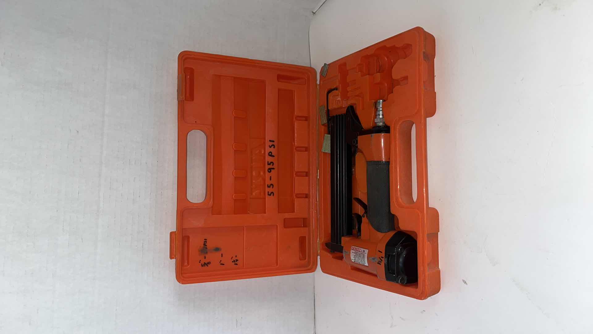 Photo 1 of 18 GAUGE FINISH BRAD NAILER ALLIED