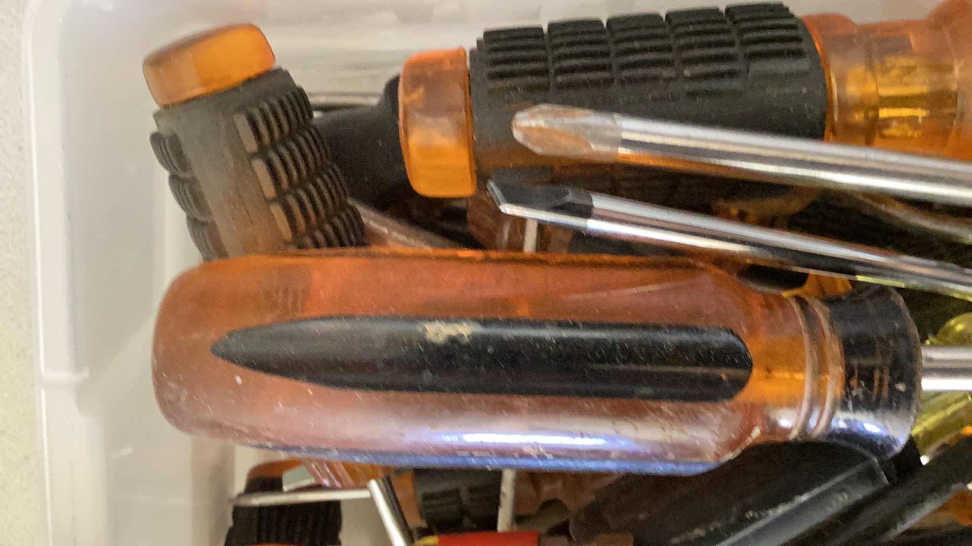 Photo 1 of SCREWDRIVERS