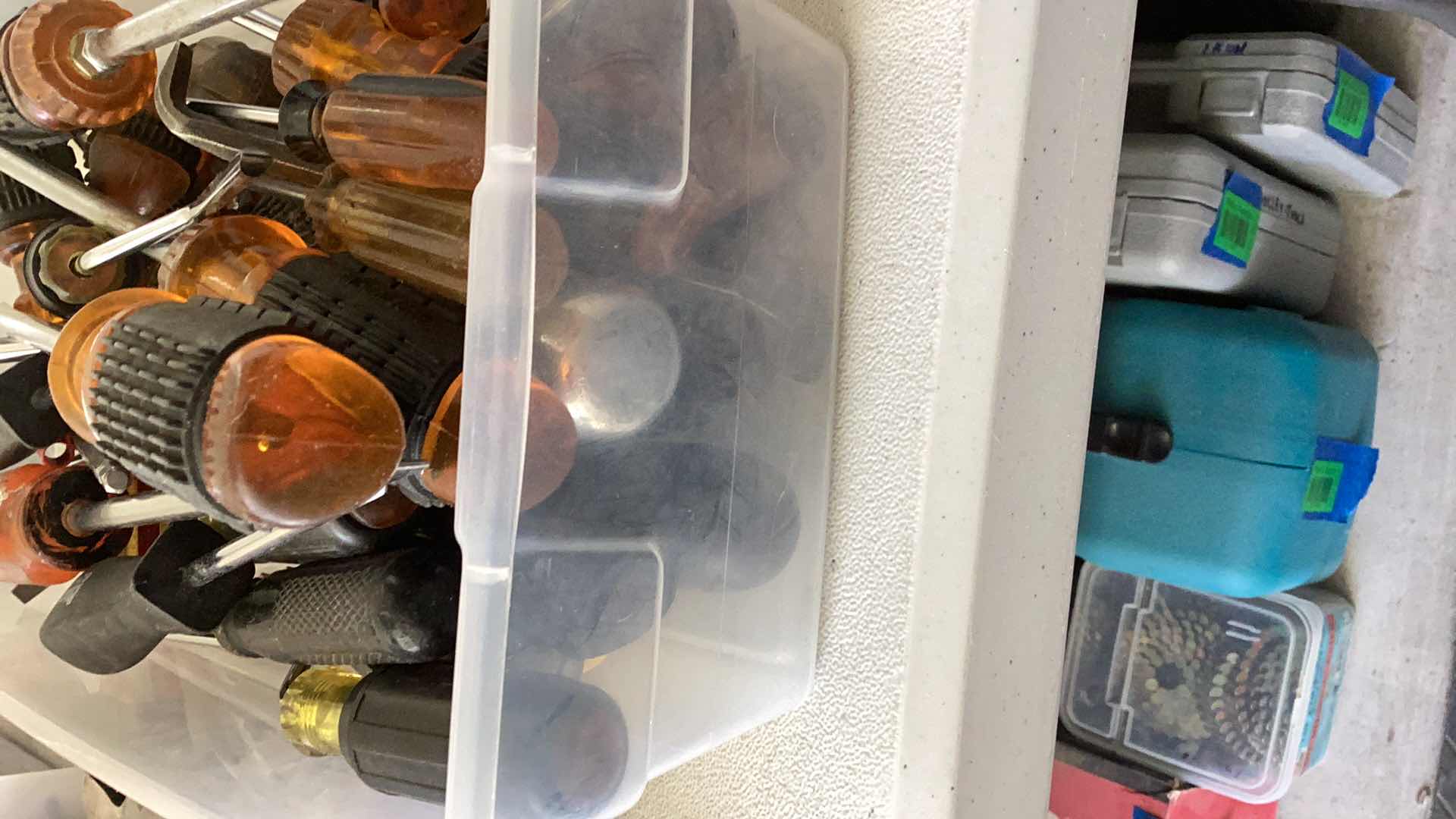 Photo 1 of SCREWDRIVERS