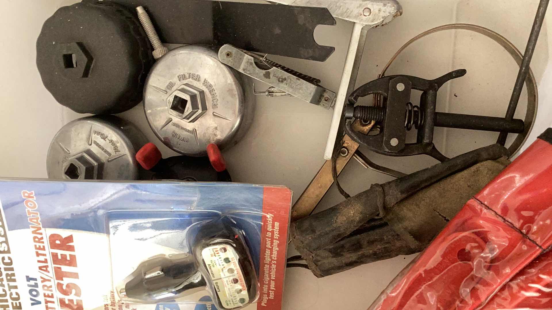 Photo 3 of AUTO REPAIR AND OIL CHANGE TOOLS