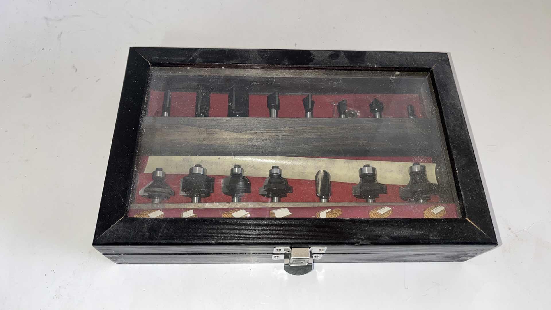 Photo 1 of ROUTER BIT SET 15 PIECE WARRIOR