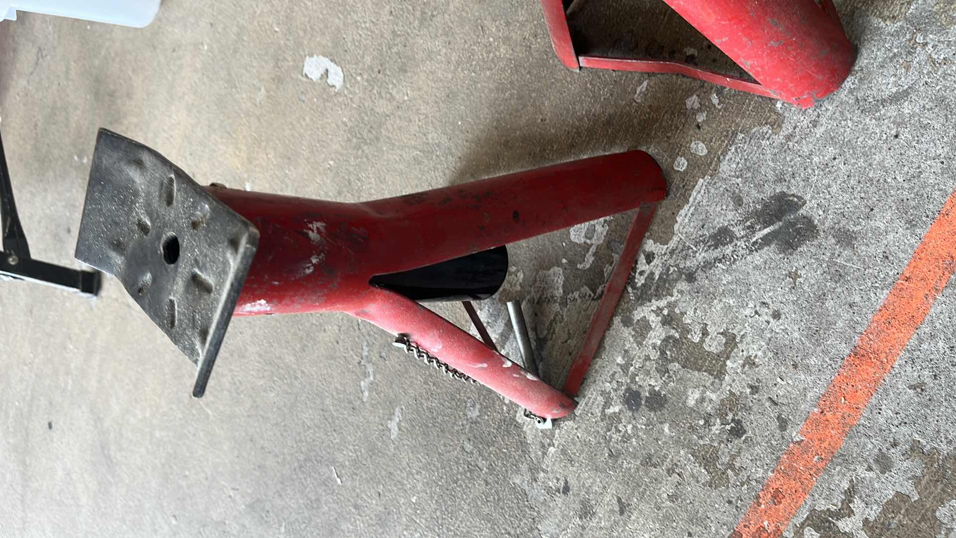 Photo 1 of JACK STANDS SET OF 2