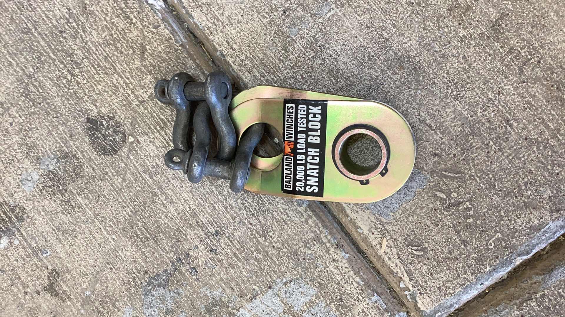 Photo 1 of SNATCH BLOCK