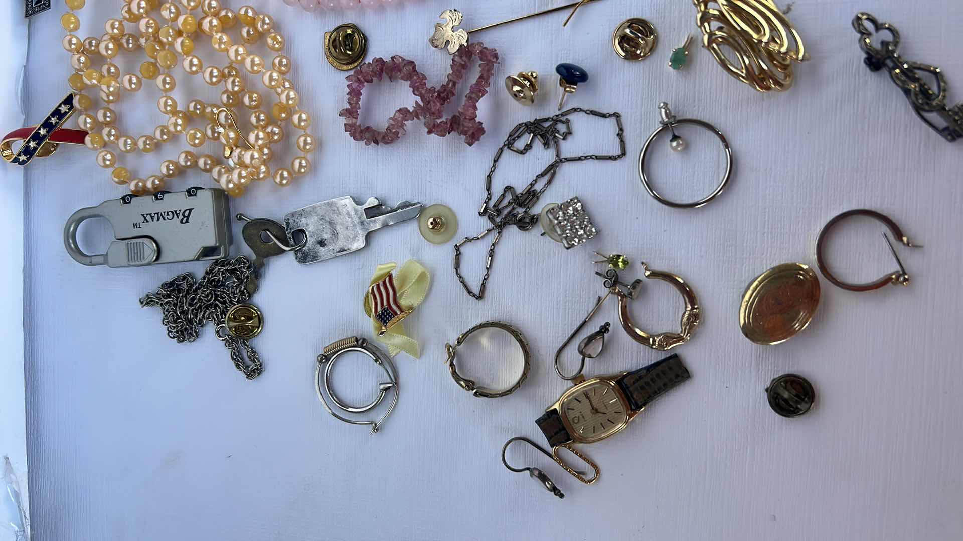 Photo 1 of MISC JEWELRY PIECES