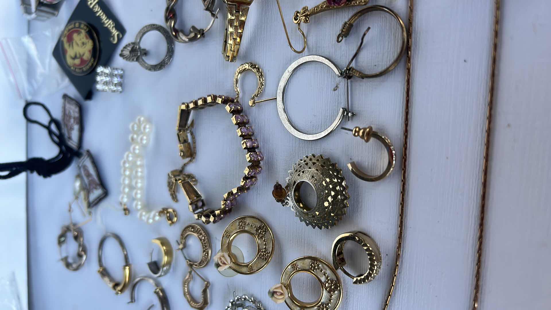 Photo 1 of MISC JEWELRY PIECES