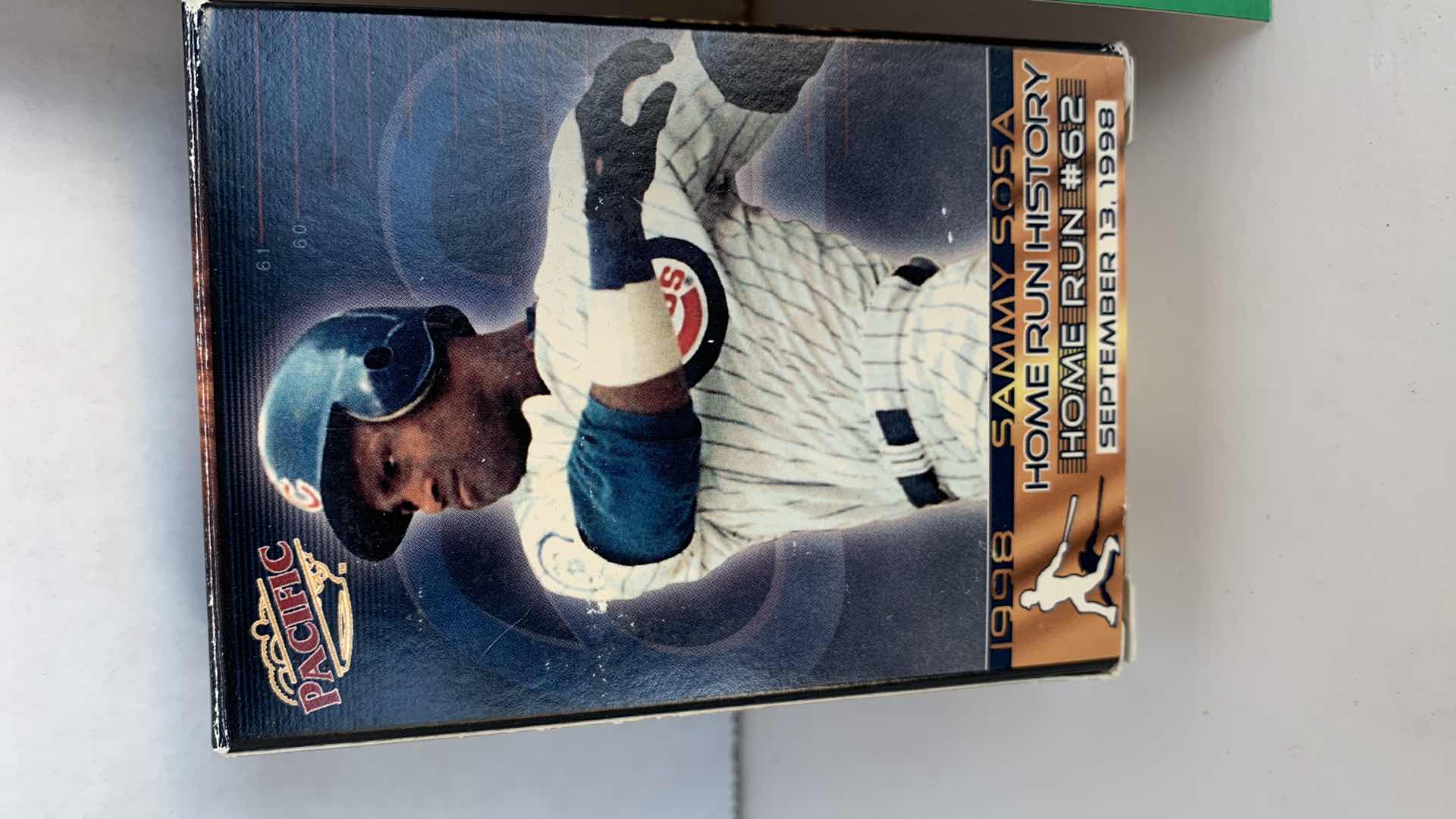 Photo 1 of MARK MCGWIRE, SAMMY SOSA CARDS