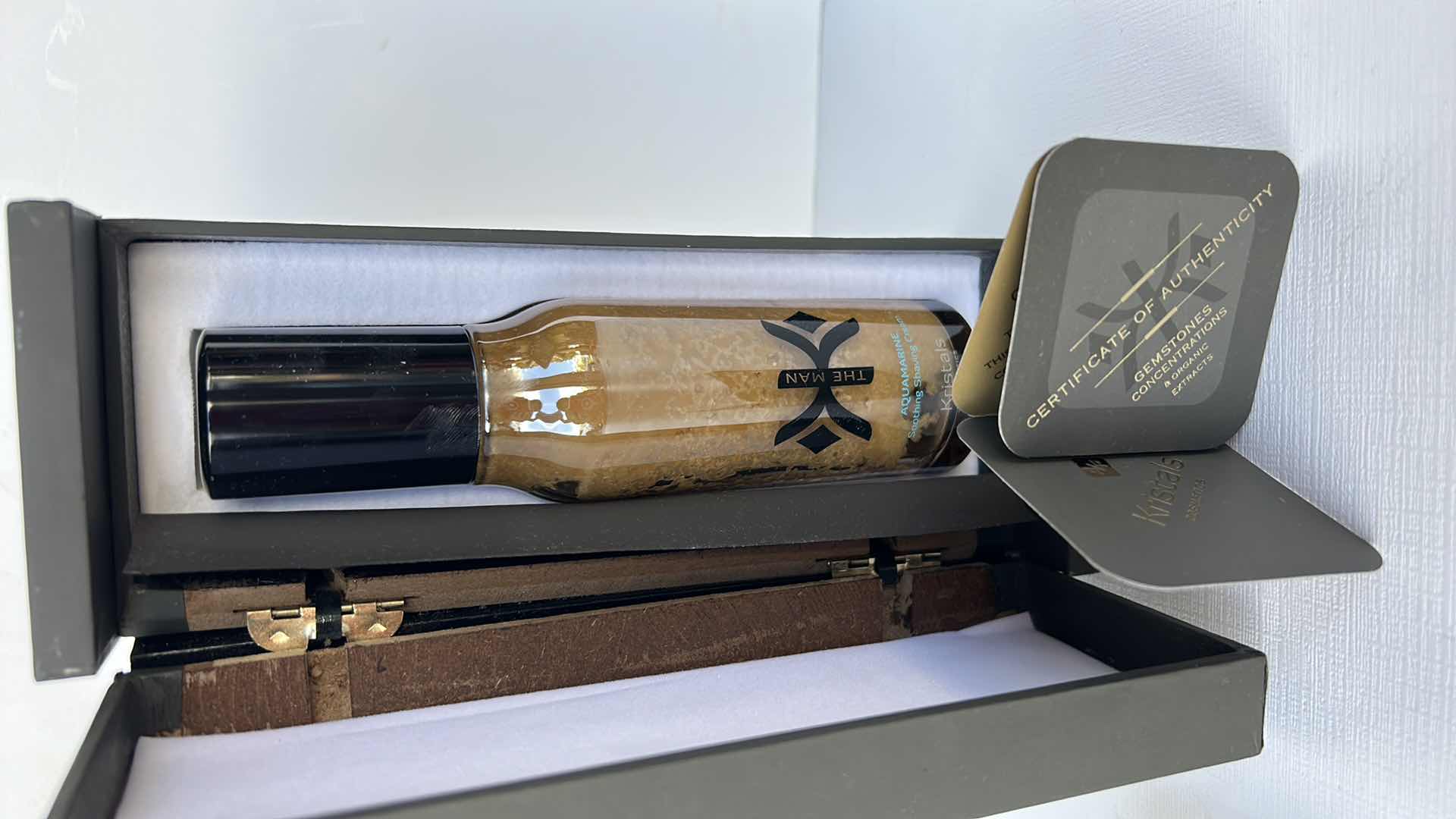 Photo 1 of KRISTALS COSMETICS - THE MAN AQUAMARINE SOOTHING SHAVING CREAM