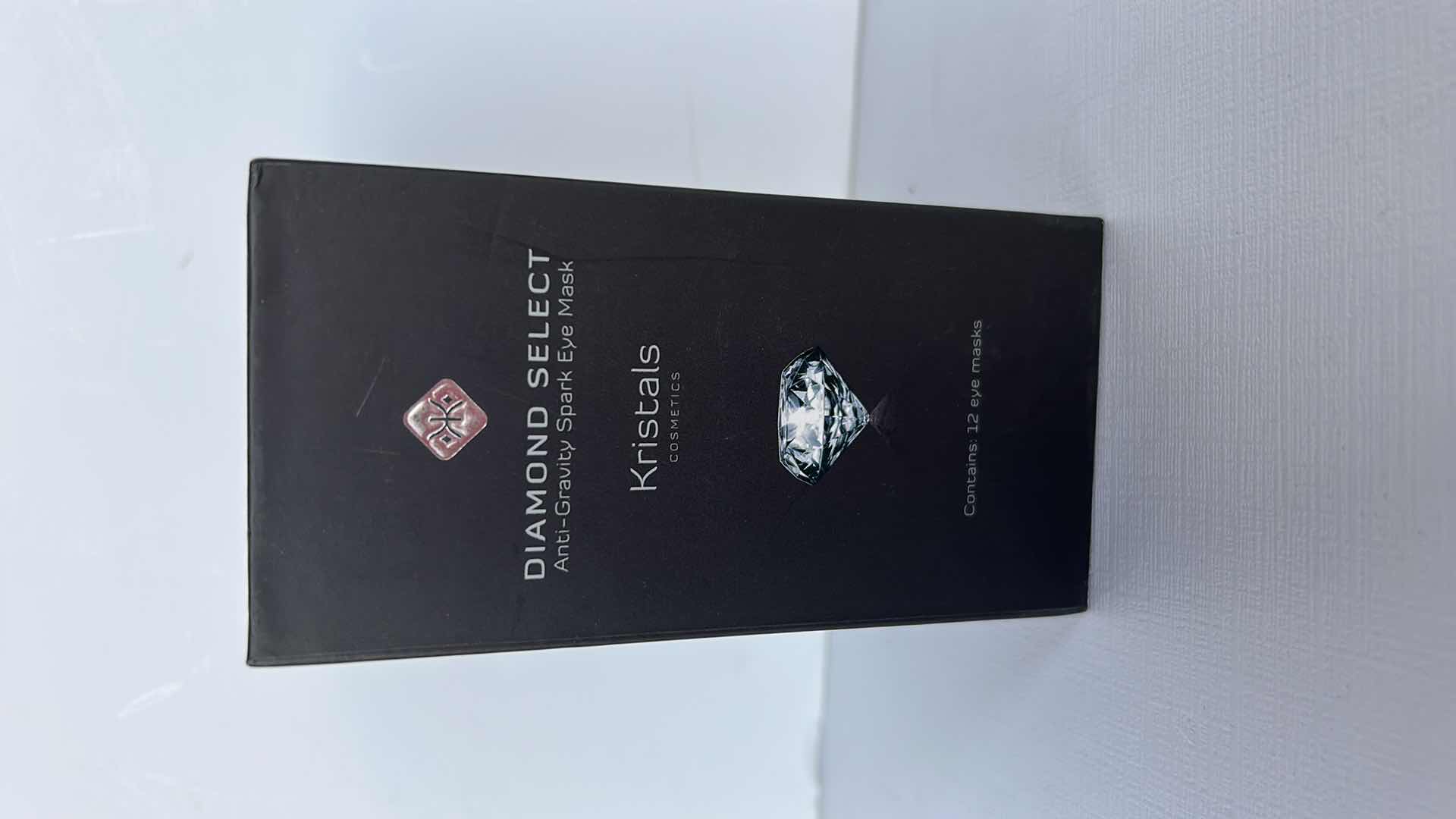Photo 1 of KRISTALS COSMETICS - DIAMOND SELECT ANTI GRAVITY SPARK EYE MASK