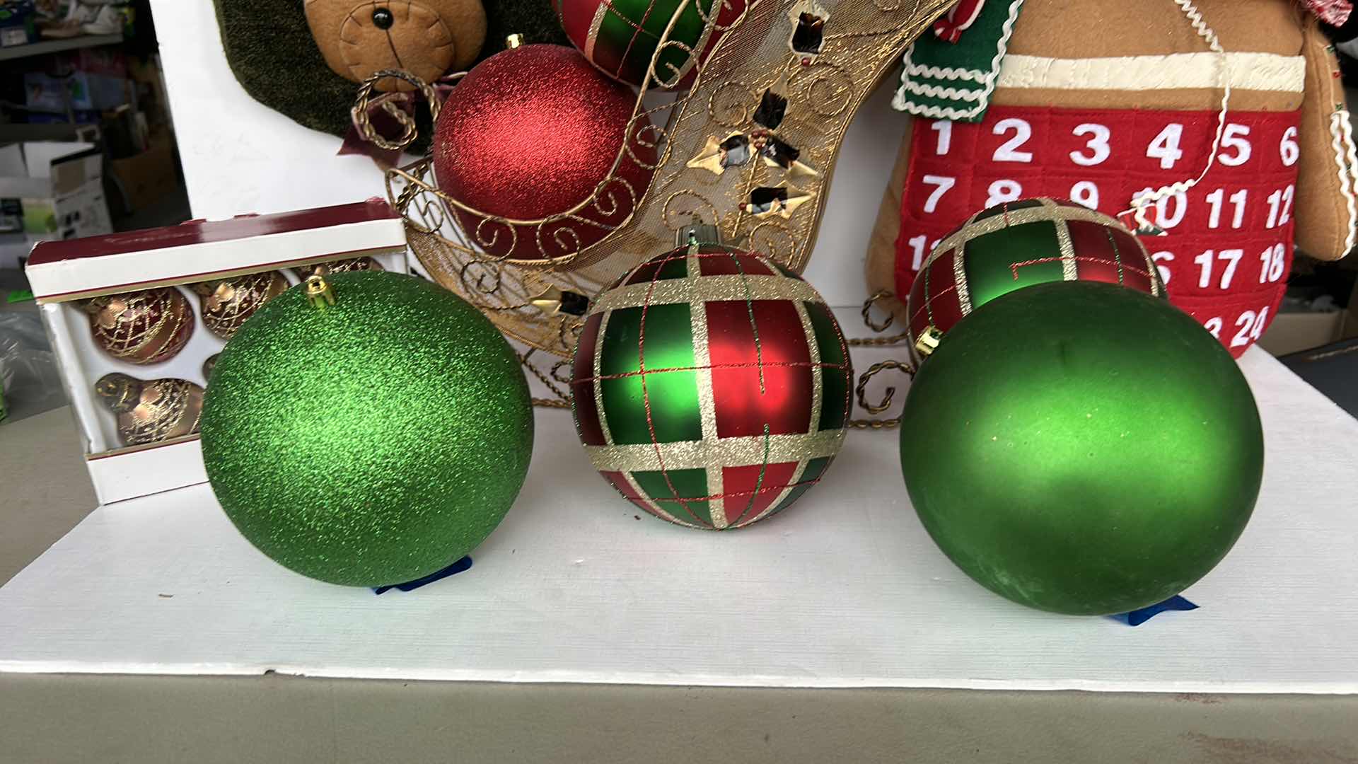 Photo 5 of CHRISTMAS DECOR