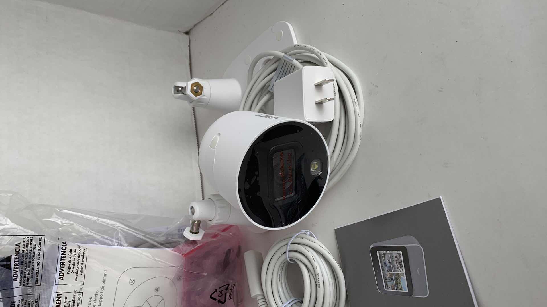 Photo 1 of LOREX HOME SECURITY CENTER L871T8