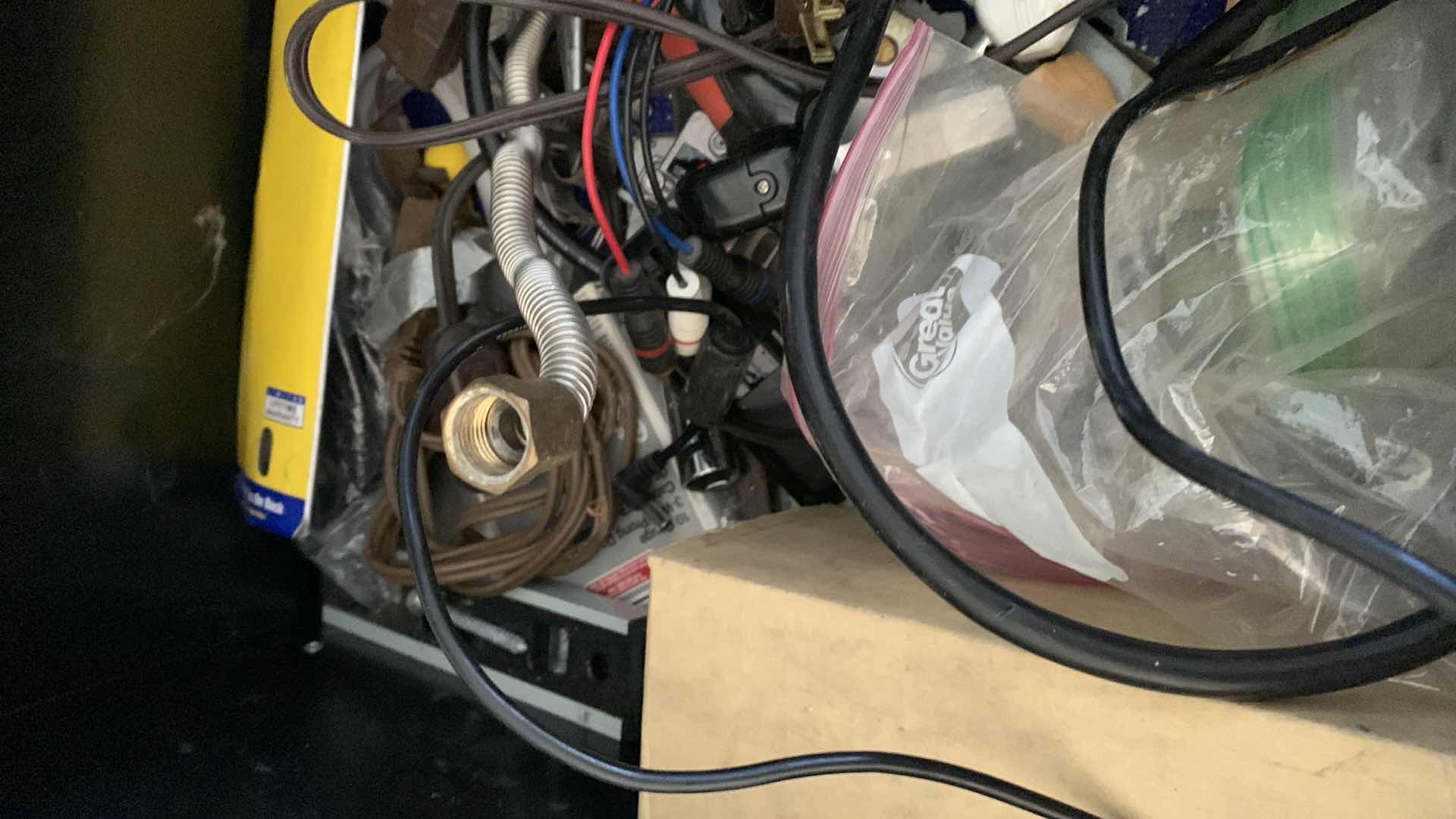 Photo 1 of CONTENTS OF DRAWER