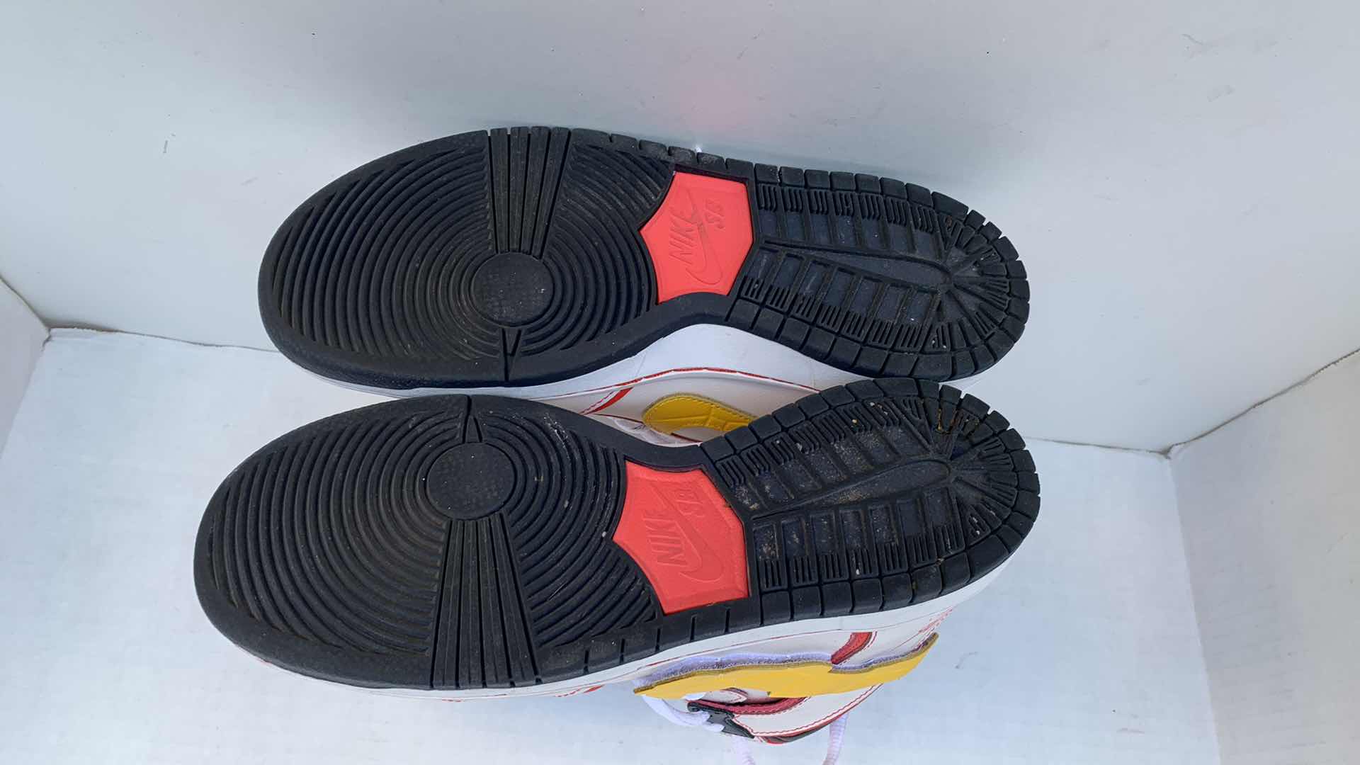 Photo 1 of NIKE GUNDAM X DUNK HIGH SB “PROJECT UNICORN-RX-O” SIZE 7