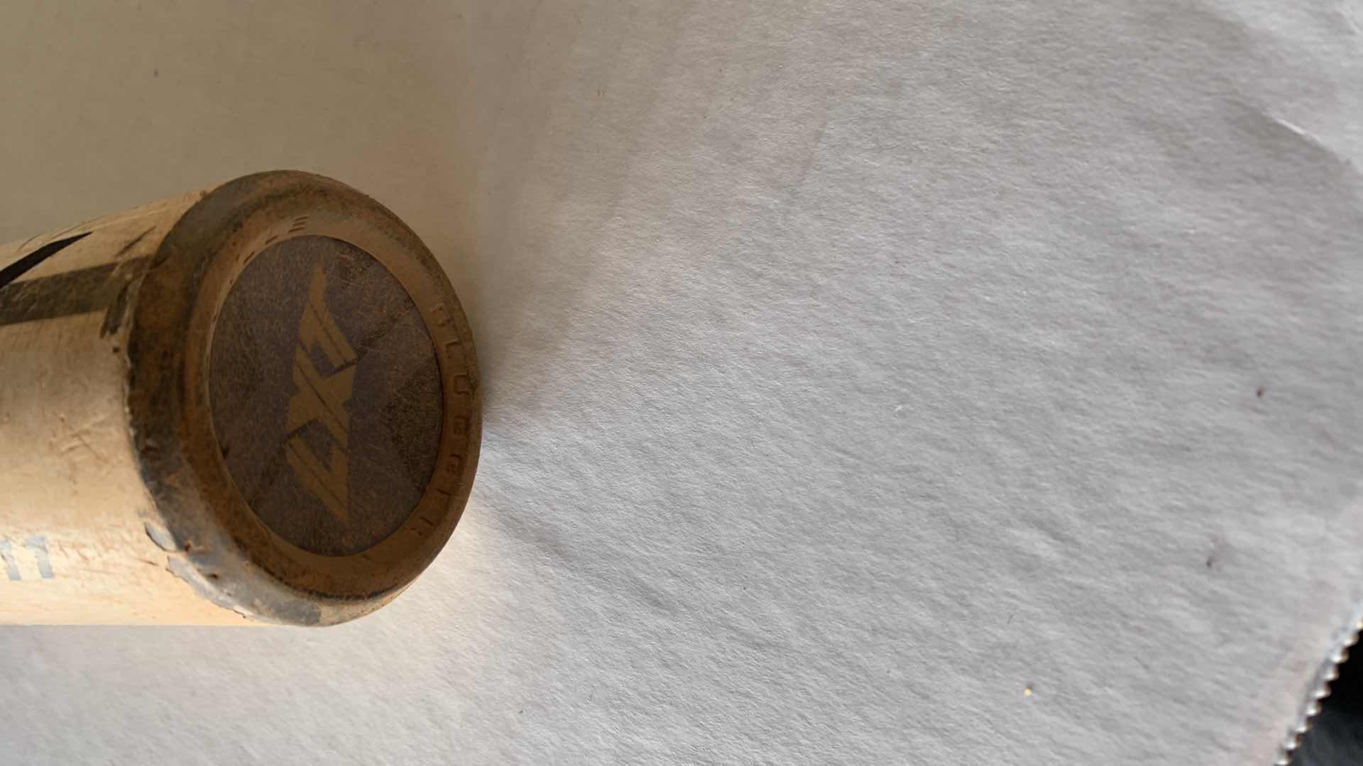 Photo 1 of $149 LOUISVILLE SLUGGER FPLXD11-21 LXT -11 DROP FASTPITCH SOFTBALL BAT