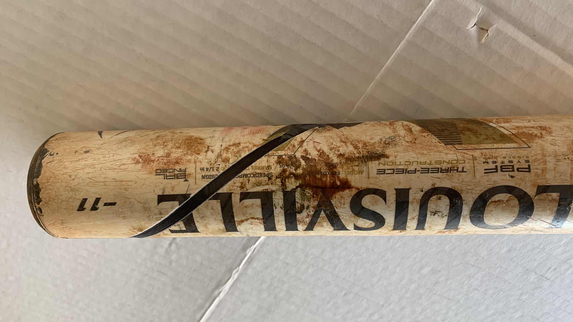 Photo 1 of $149 LOUISVILLE SLUGGER FPLXD11-21 LXT -11 DROP FASTPITCH SOFTBALL BAT