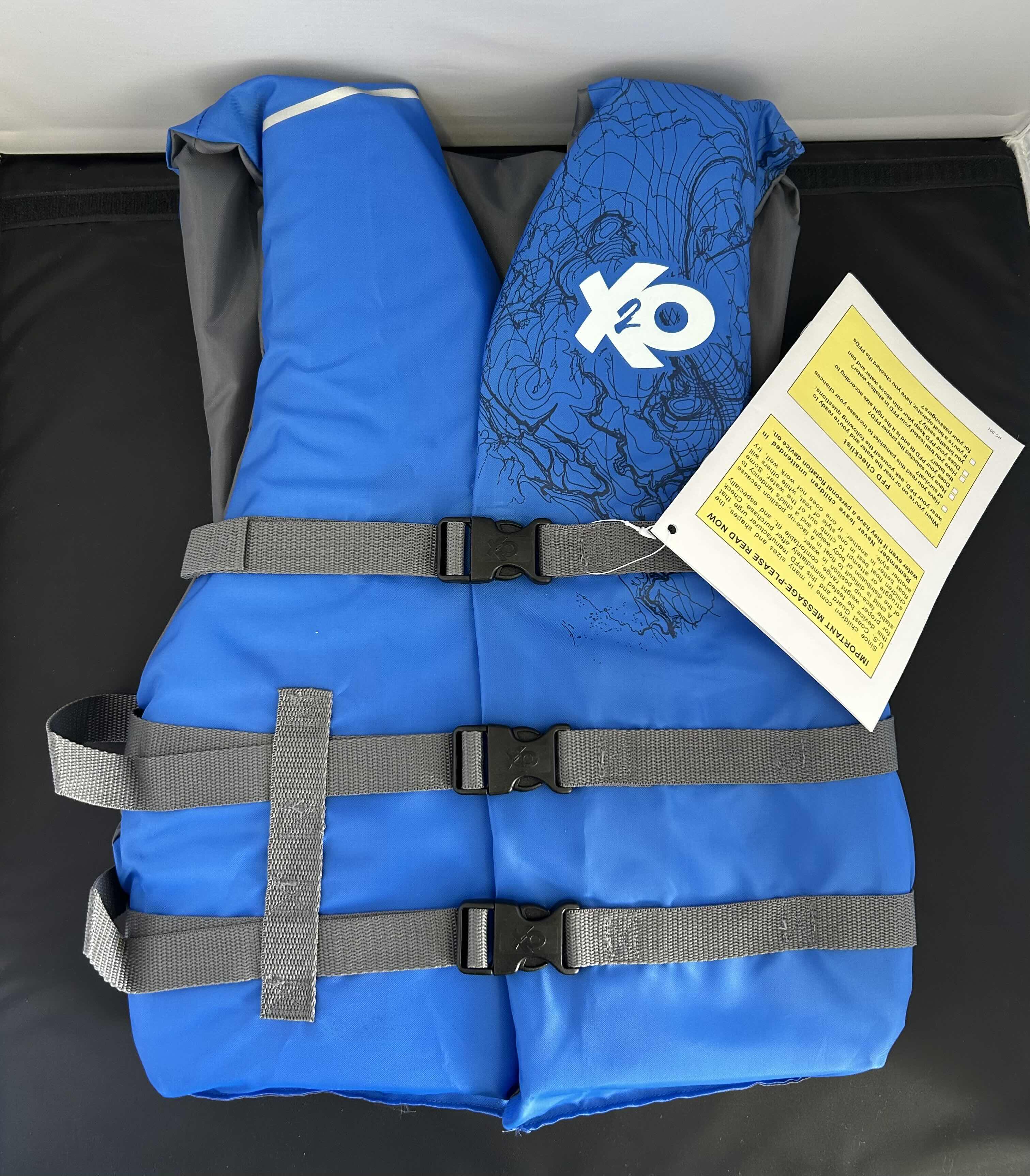 Photo 1 of 3 - X2O ADULT LIFE JACKETS WITH CARRY CASE AND 1 MEMBERS MARK MESH HAMMOCK POOL FLOAT BLUE STRIPES