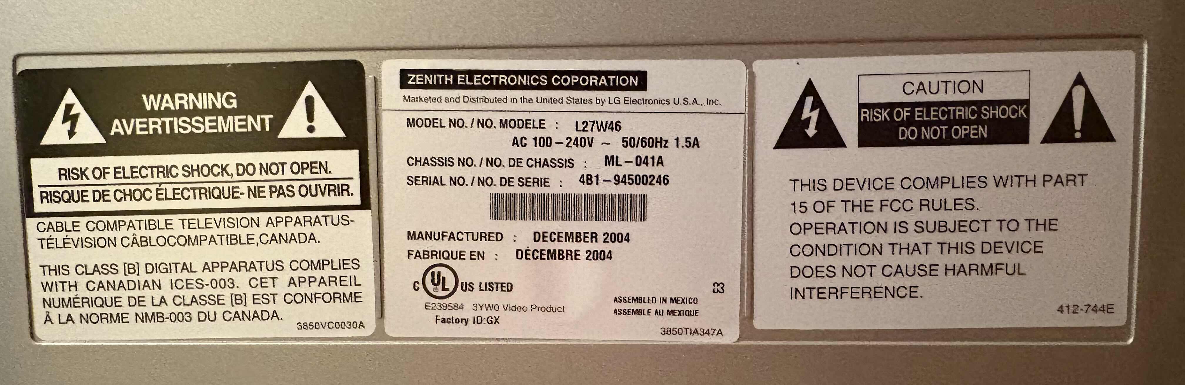 Photo 2 of 27” ZENITH TV WITH REMOTE, MANUAL, AND POWER CORD