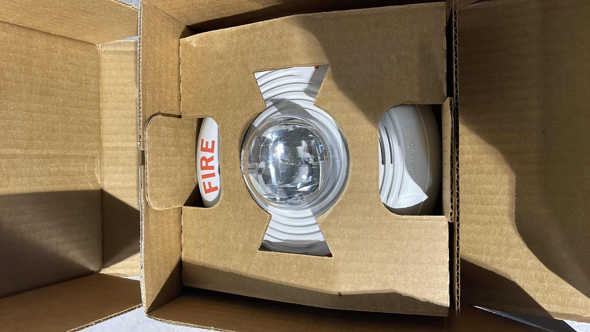 Photo 1 of FIRE ALARM SYSTEM SENSOR PC2W HORN STROBE 2W STD CD WHITE