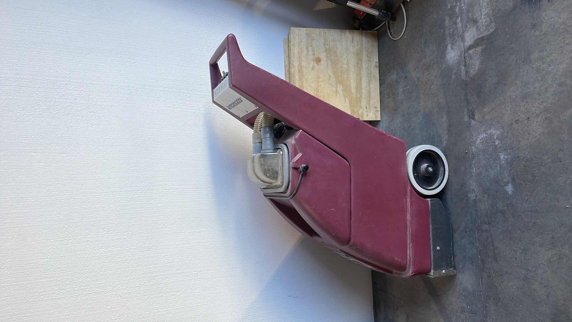 Photo 1 of MINUTEMAN AMBASSADOR CARPET CLEANER