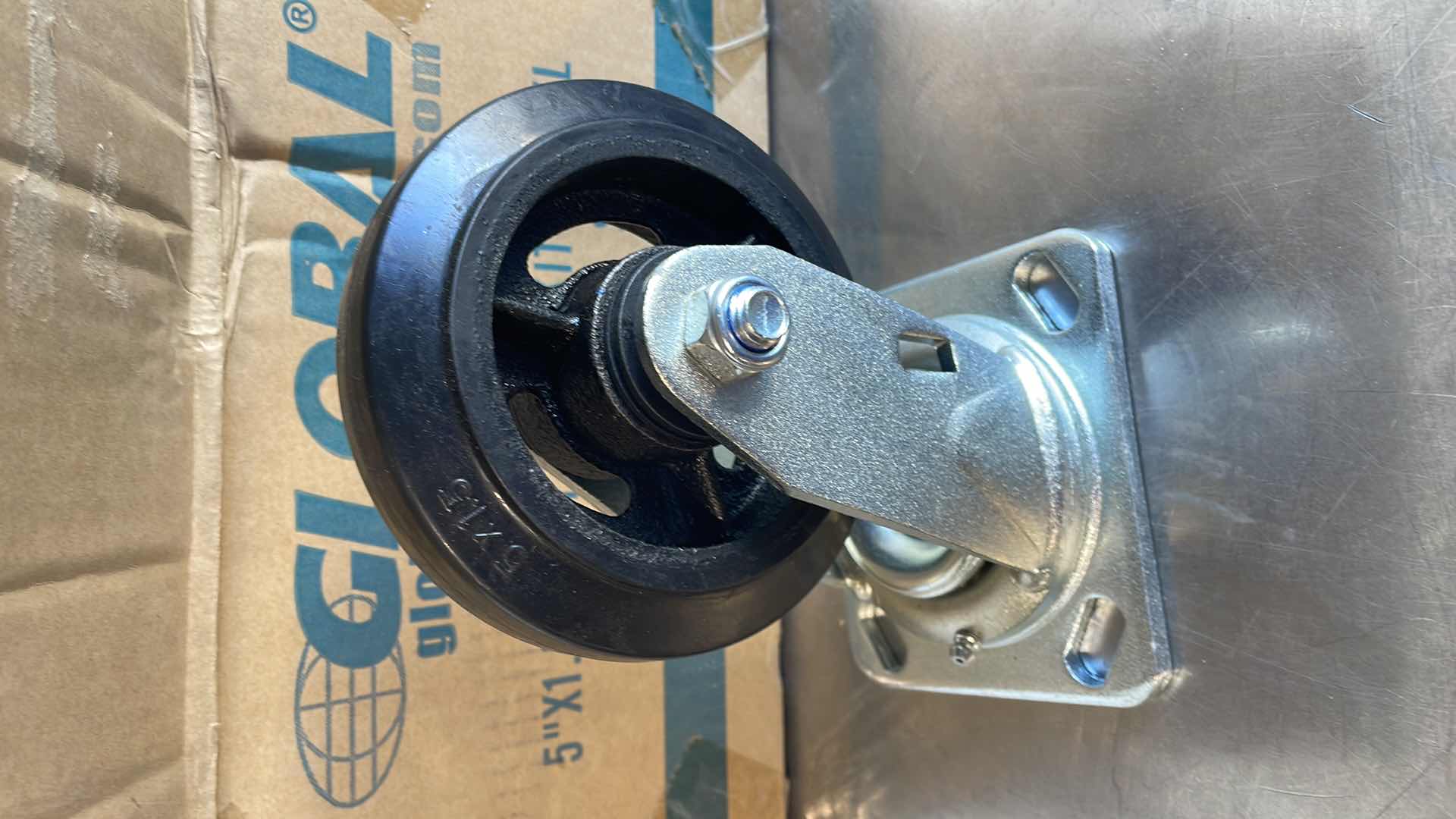 Photo 1 of GLOBAL MORT CAST KIT SWIVEL 5” x 1.5” MODEL 653CP96